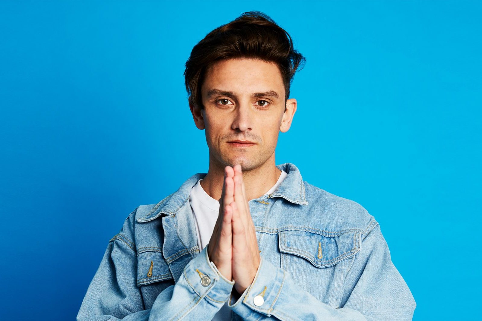 Review: Sam Taunton's 'Rooster' is cool, charming and relatable - Vimarsana News