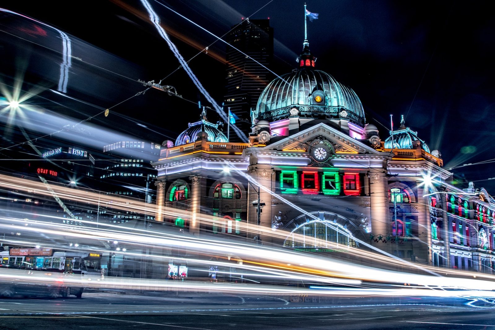 A committee of industry experts is being assembled to guide Melbourne's nightlife recovery plan - Vimarsana News