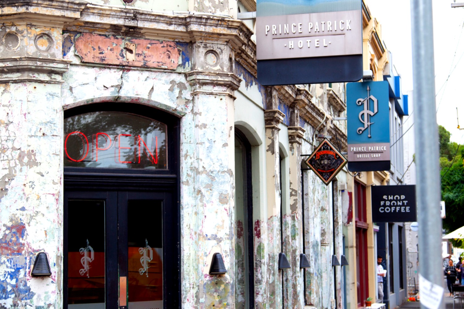The best pubs in Melbourne to watch the footy - Vimarsana News